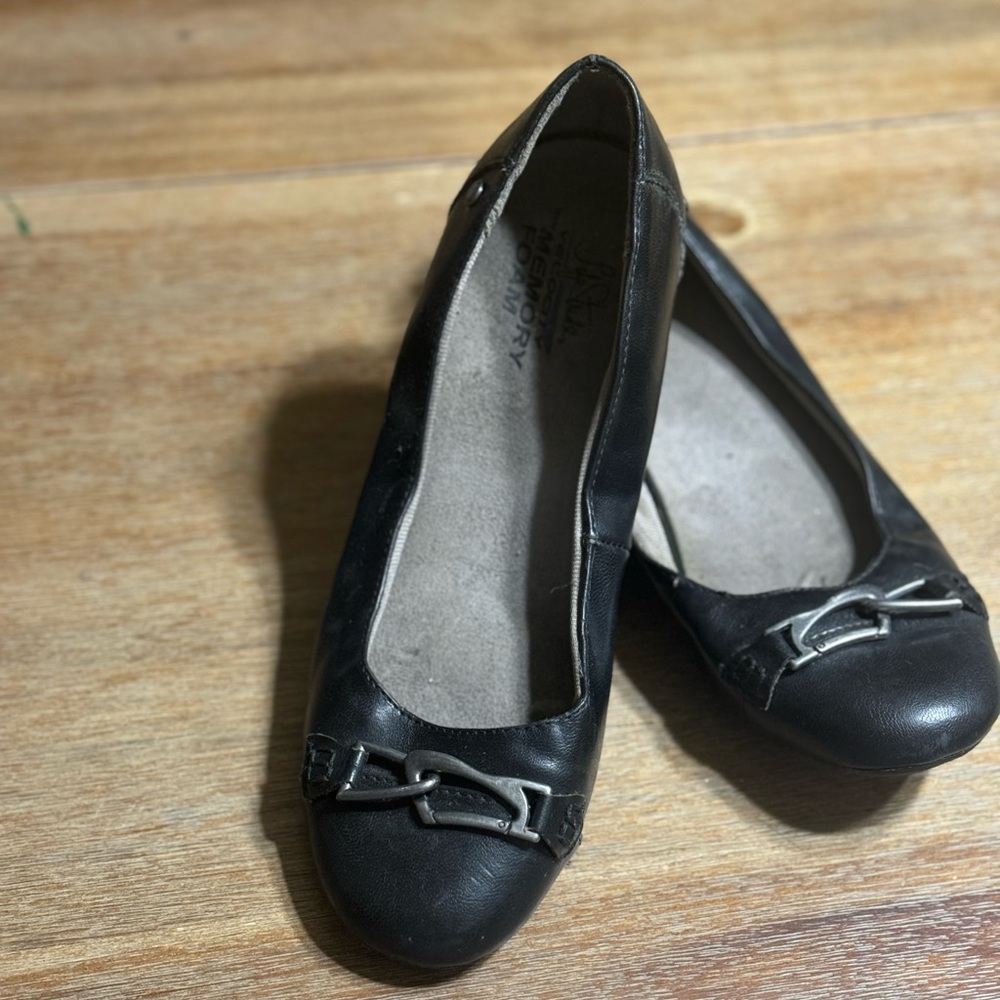 Life Strides, size 9.5, gently worn, very comfy